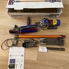 dyson ダイソンV8 SV10FF2