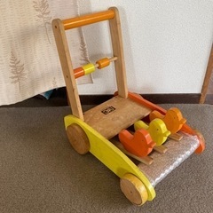 押して歩くと音が鳴る！の画像