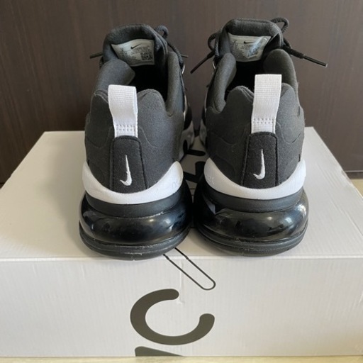 値下げしました！NIKE   スニーカー　AIR MAX 270