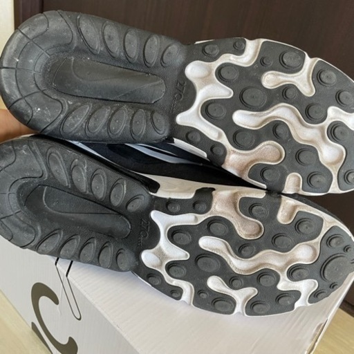 値下げしました！NIKE   スニーカー　AIR MAX 270