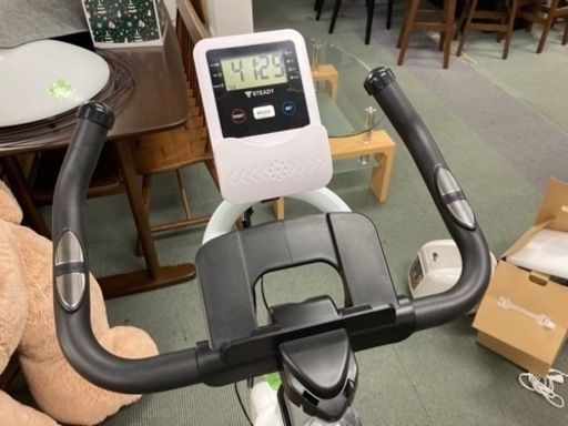 【?‍♀️?‍♂️3ヶ月のみ使用の美品です✨】 STEADY ステディ スピンバイク フィットネスバイク ST128 無段階負荷調整 