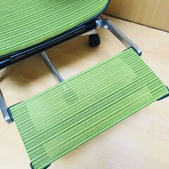 Ergohuman PRO ottoman(エルゴヒューマン プロオットマン) タブレットスタンド付き オフィスチェア/高機能チェア EHP-LPL-KMD-34の画像