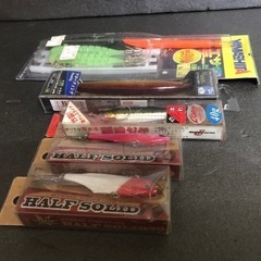お話中　釣り道具　ルアーセット