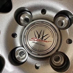スタッドレスタイヤホイールセット未使用品の画像