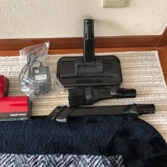 【HITACHI】充電式自立掃除機-ワインレッド-
