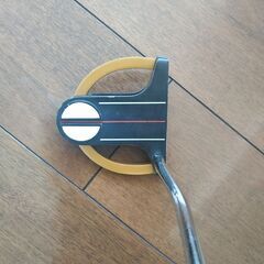 パワービルトのレフティのパター