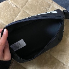 アディダス　ボディバッグの画像