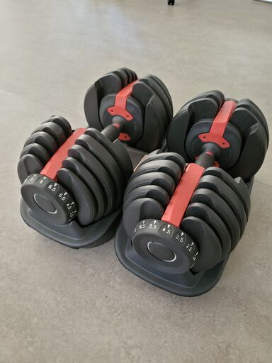 可変式ダンベル　アジャスタブル２.5～２４キロ　１５段階調節