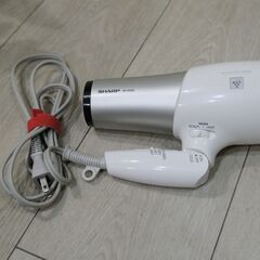 【中古】SHARP　プラズマクラスターイオン　ヘアドライヤー