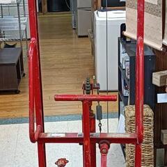 こんにちは✩.*˚  湖南市の総合リサイクルショップ リサイクルマート湖南店です。  本日のご紹介は トラバーリフトST25です。の画像