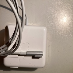 MacBook 60W MagSafe 電源アダプタの画像