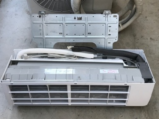 ルームエアコン　アイリスオーヤマ IHF-2204G