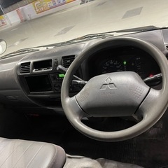 三菱　デリカバンの画像