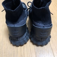 adidasチューブラードームハイカットの画像
