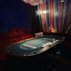 ポーカーも遊べるカジノBARで一緒に働きませんか❓🥃の画像