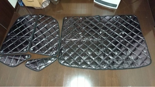 デリカd5用　マルチシェード