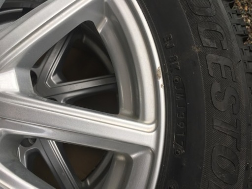 ブリヂストン　ブリザック　VRX 205/60R16 114.3x5穴　2017年製