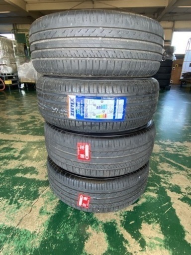 夏タイヤ4本セット　205/55R16