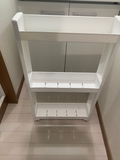 すきま収納　3段