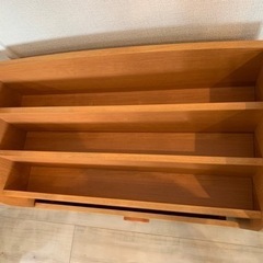 6日に受渡予定です　子供用絵本棚　おもちゃ棚の画像