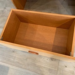 6日に受渡予定です　子供用絵本棚　おもちゃ棚の画像