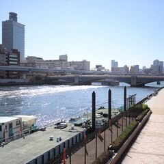 蔵前駅から徒歩30秒！浅草寺まで徒歩10分！屋上でBBQできます！伝統とモダンな雰囲気の溢れる環境で新しい生活を始めませんか? - 不動産