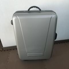 美品 大型キャリーケース 72x50x24cm