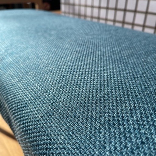 【売約済み】ダイニングセット　4点　ダイニングテーブル　ダイニングチェア　無垢材　ニトリ　NITORI アルダー材　木製　ファブリック