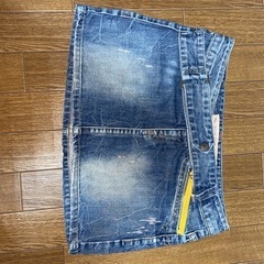 ロリータジーンズのミニスカート