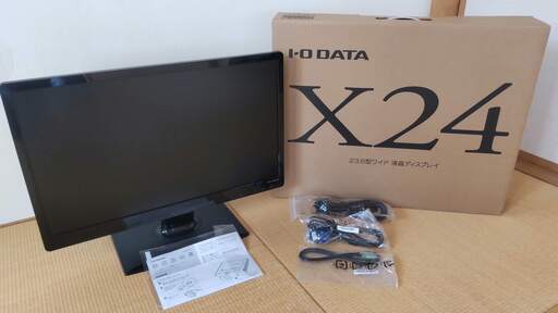 液晶モニター(23.6インチ,フルHD,スピーカー内蔵)
