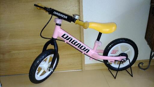 【お渡しきまりました】【値下げしました！】トレーニングバイク、DABADA、子供自転車、キックバイク、ピンク