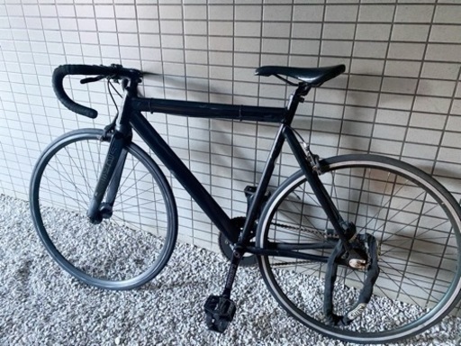 ギアピストバイク おしゃれ自転車　マット黒