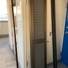 玄関アルミ網戸お譲りしますの画像
