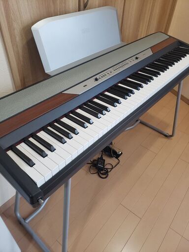 電子ピアノ KORG-SP250 売ります ペダル/スタンド/イヤホンジャックつき