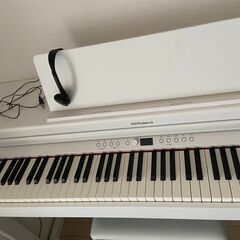 【ほぼ新品】Roland Piano Digital RP701-WH [ホワイト]