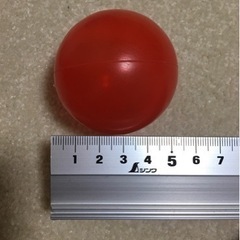ボールプール用のカラーボールの画像