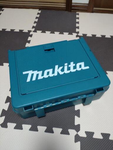 マキタ　充電式ドライバドリル