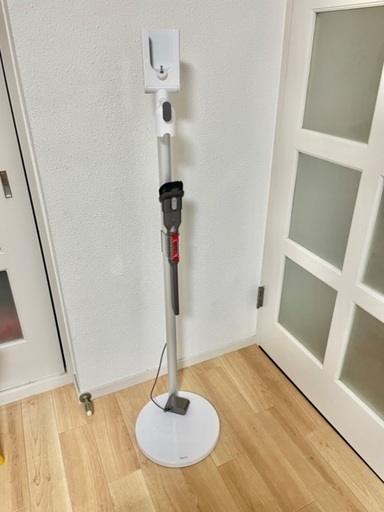 掃除機　ダイソン　スタンド