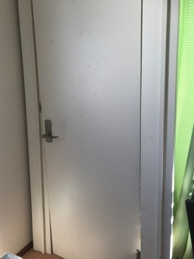 ドアと両サイド取付用一式