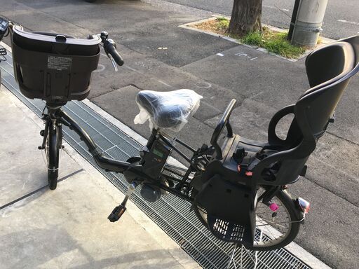 地域限定送料無料　ギュットミニ　三人乗り　8,9AH　黒　神戸市　電動自転車 子供乗せ：神戸店在庫｜国内トップクラスの中古電動自転車通販