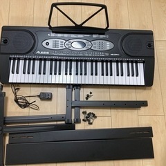 キーボード　61鍵　ALESIS MELODY61