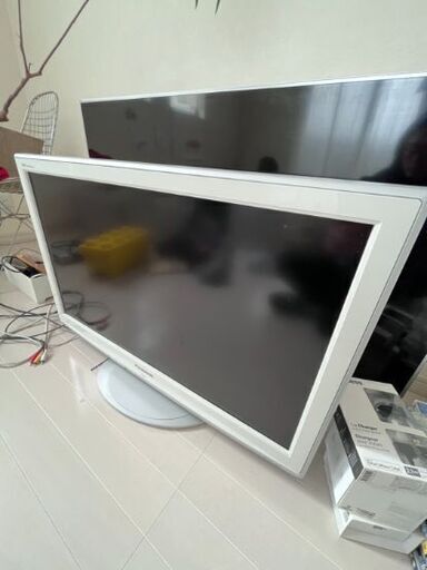Panasonic　VIERA　白　　　2