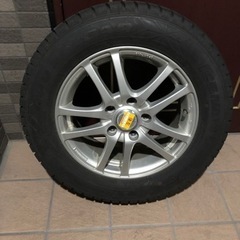 スタッドレスタイヤ4本 ノア/VOXY用 195-65-15