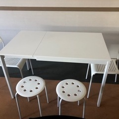 美品 IKEAイケア 伸縮式ダイニングテーブル❗️椅子4脚付き ...