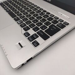 富士通 第5世代Core i5搭載 メモリ10G SSD120G 13.3型フルHD webカメラ
