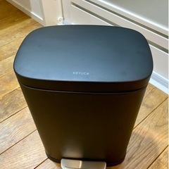 【引渡決定】KEYUCAペダル式ゴミ箱5リットル（黒）