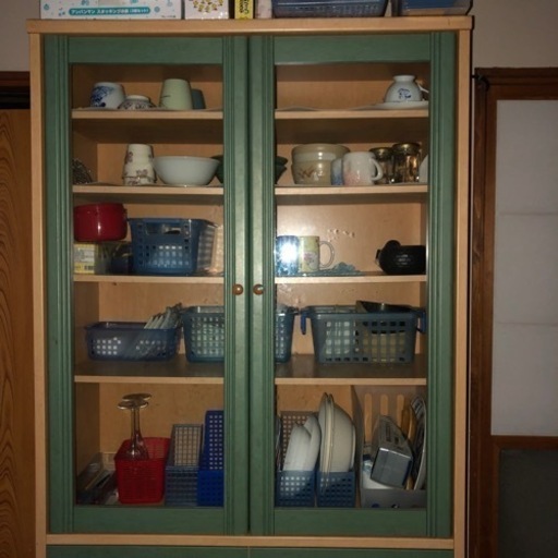 【決まりました❣️】　食器棚