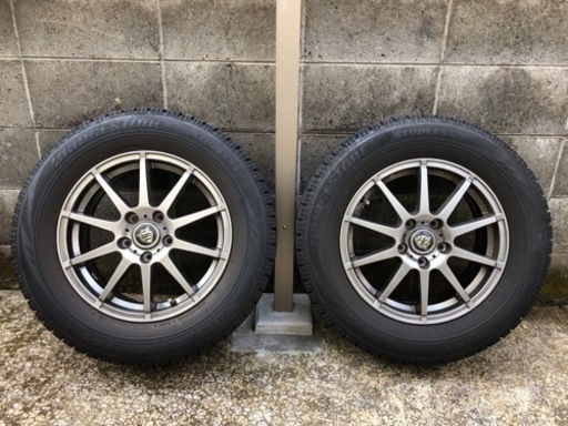 215/65R/16 スタッドレスタイヤ　ブリヂストン　VRX