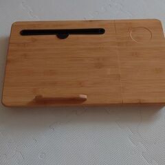 折り畳みテーブル ベットテーブルの画像