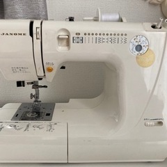 ジャノメの電子ミシンあげます。の画像